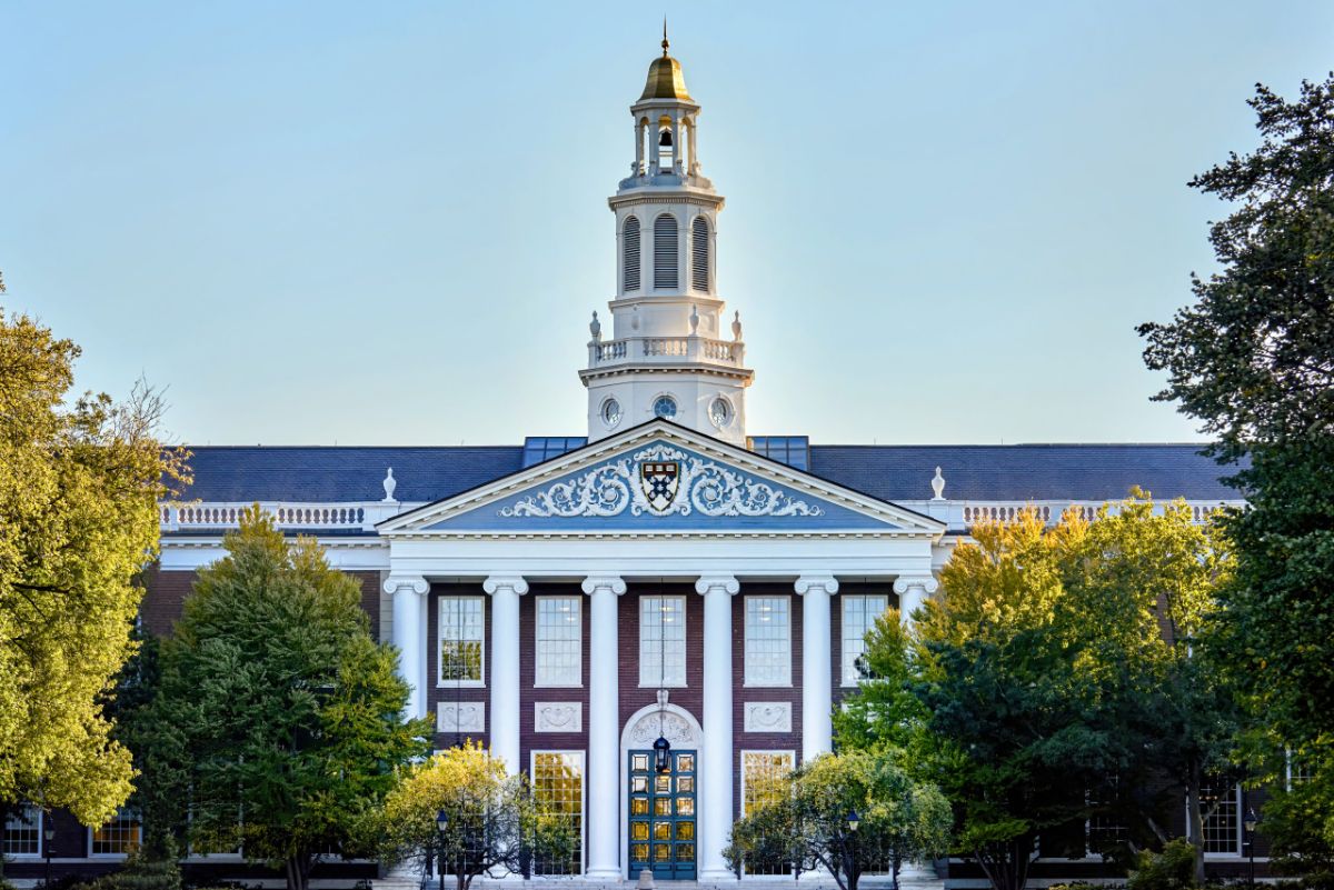 Industries - Schools and Universities